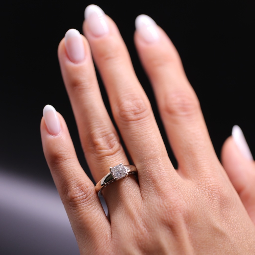 1.5 carat Square Radiant Diamond White Gold Ring